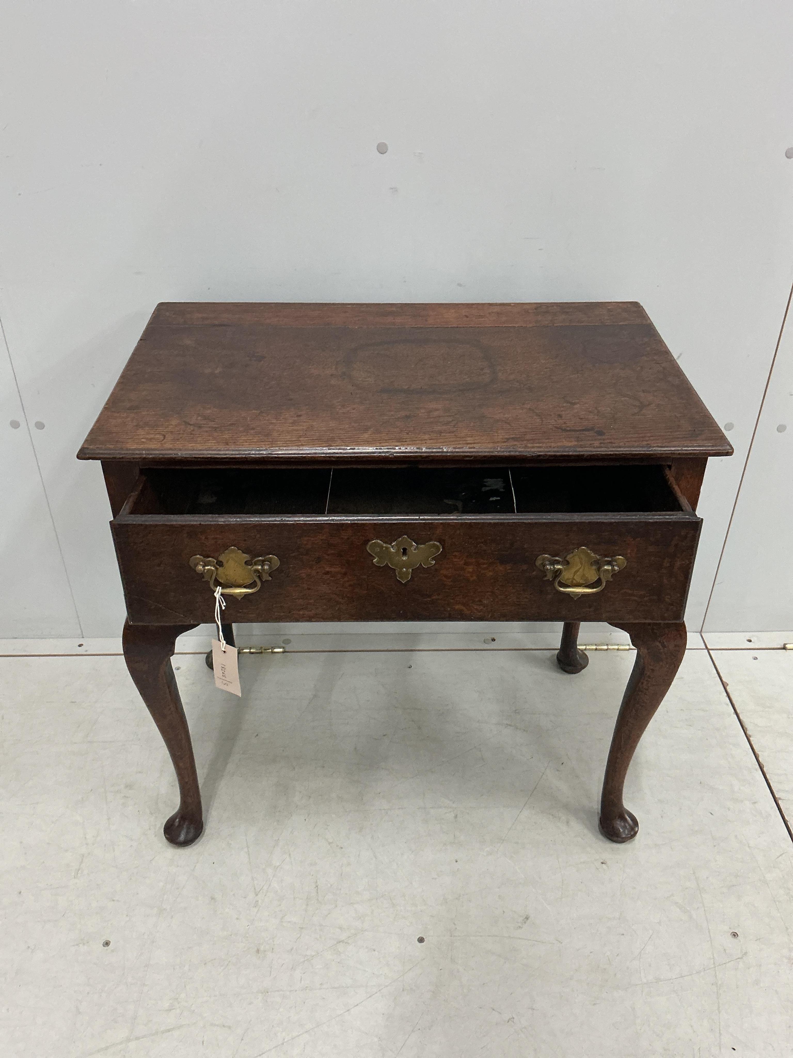 An 18th century oak side table, width 71cm, depth 42cm, height 70cm